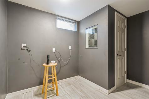 716 9th Street Cedar Rapids IA 52404