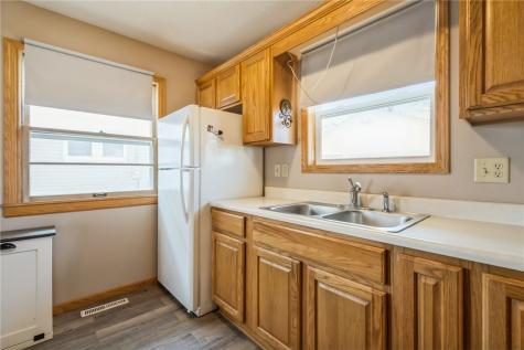 716 9th Street Cedar Rapids IA 52404