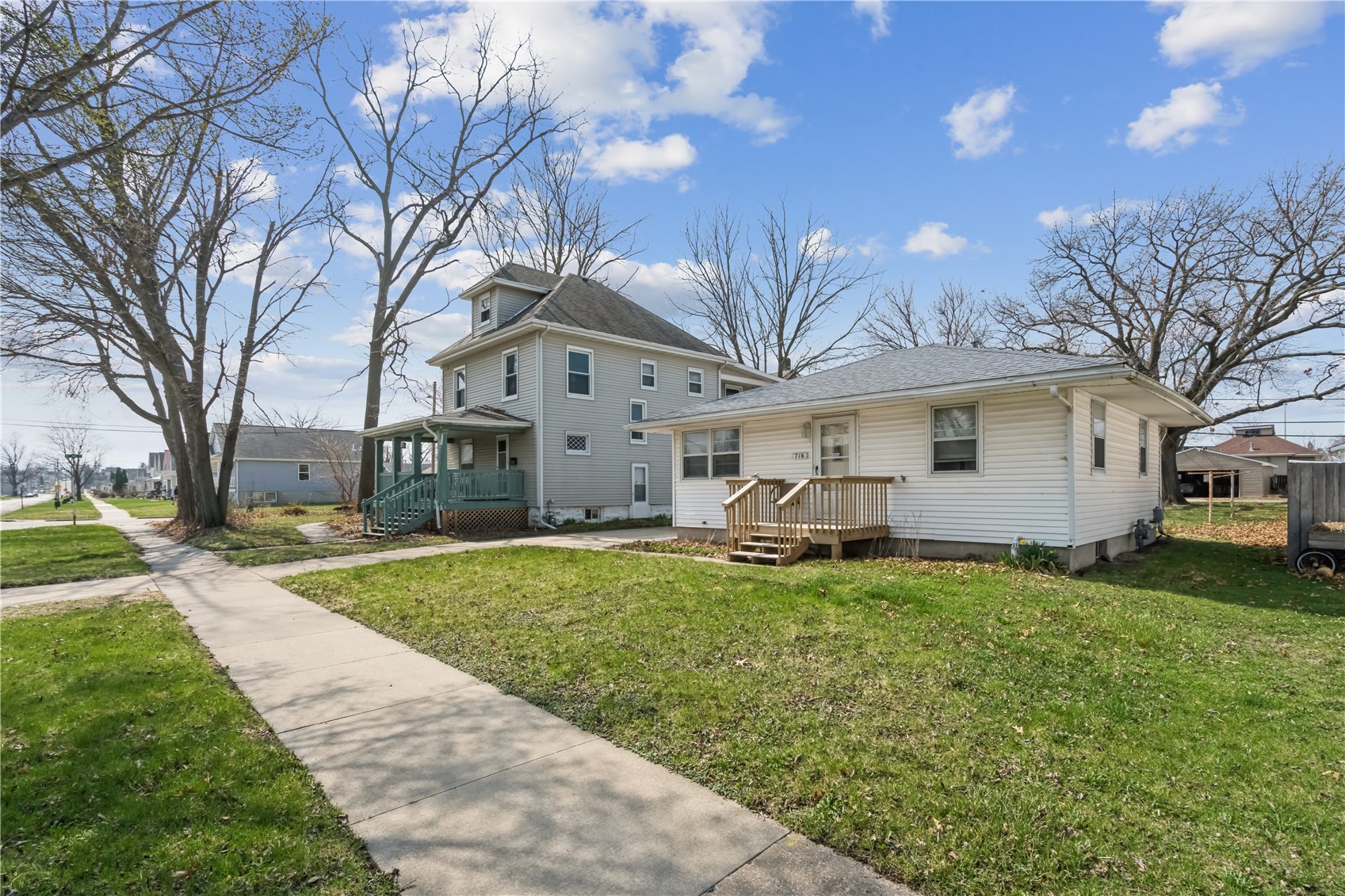 716 9th Street Cedar Rapids IA 52404