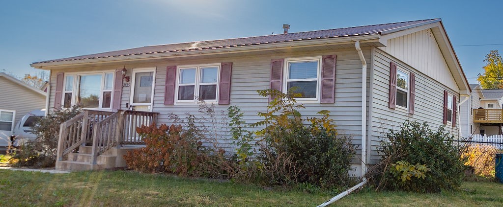 2825 O Avenue NW Cedar Rapids IA 52405