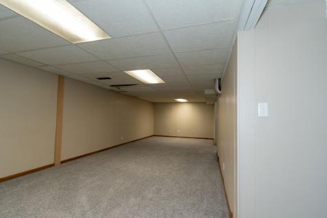 2825 O Avenue NW Cedar Rapids IA 52405