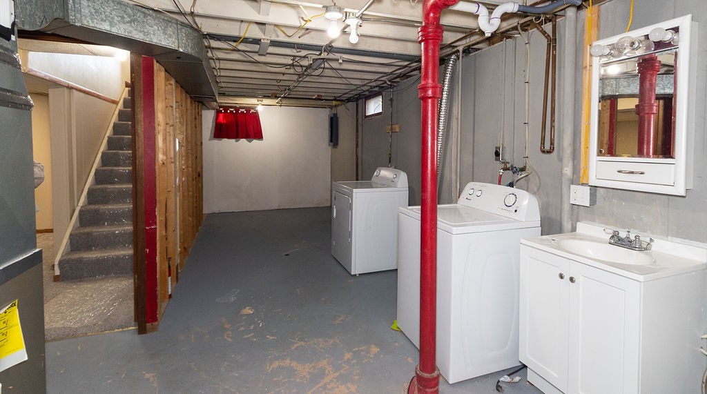 2825 O Avenue NW Cedar Rapids IA 52405