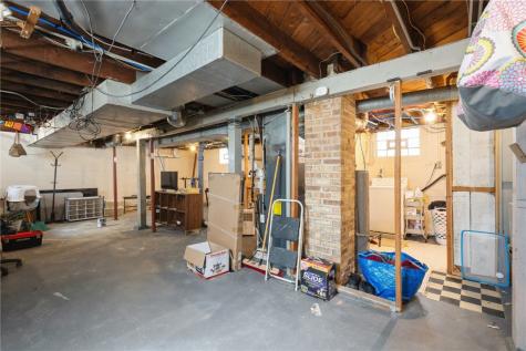 838 Daniels Street NE Cedar Rapids IA 52402