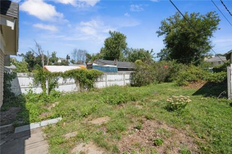 838 Daniels Street NE Cedar Rapids IA 52402