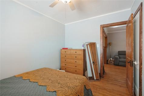 838 Daniels Street NE Cedar Rapids IA 52402