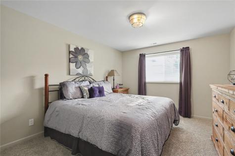 3422 Forest Valley Court NE Cedar Rapids IA 52411