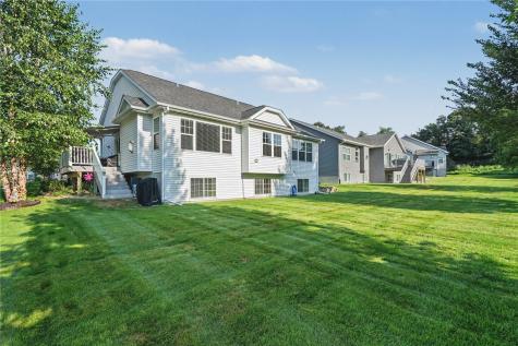 3422 Forest Valley Court NE Cedar Rapids IA 52411