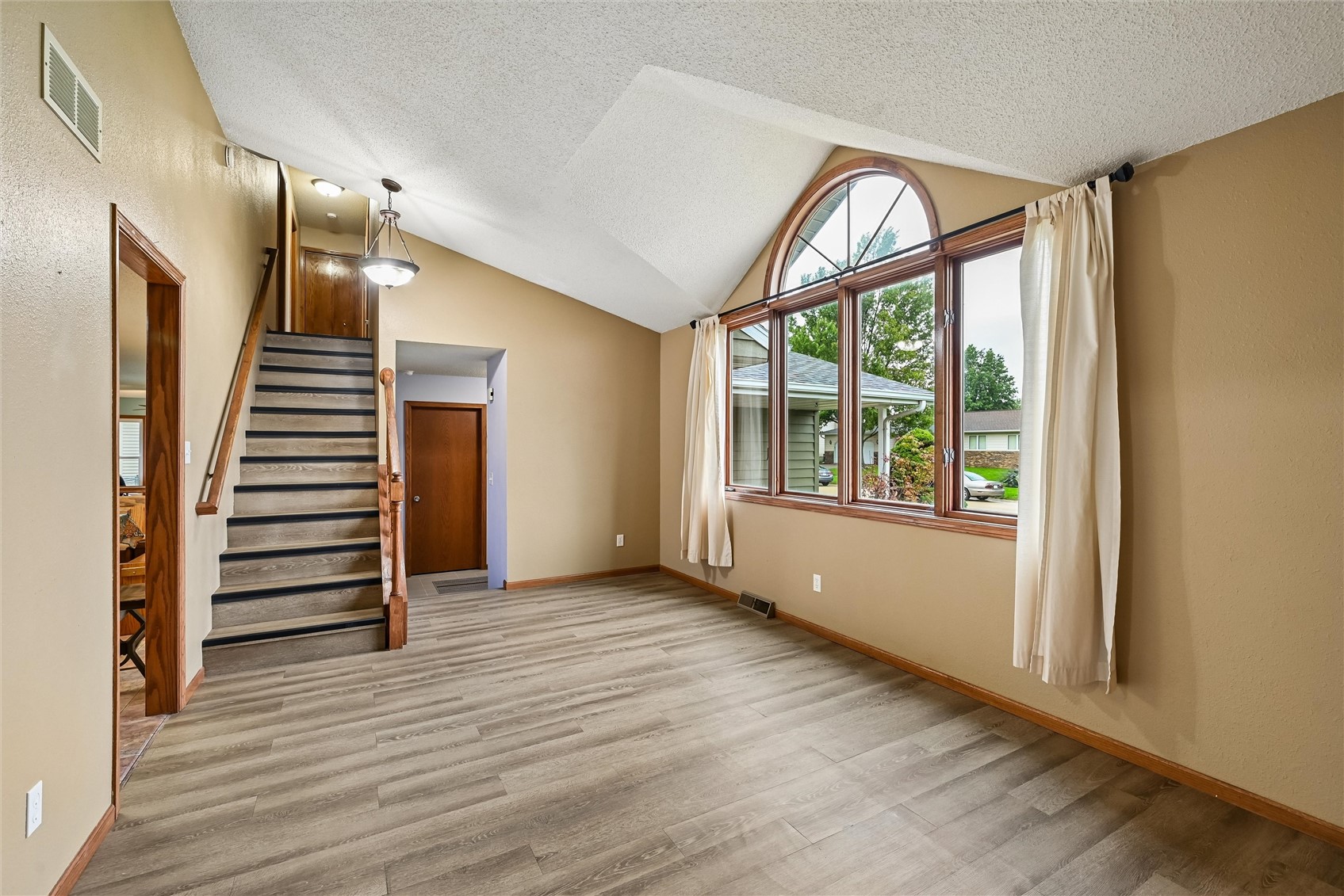3485 Royal Avenue Marion IA 52302
