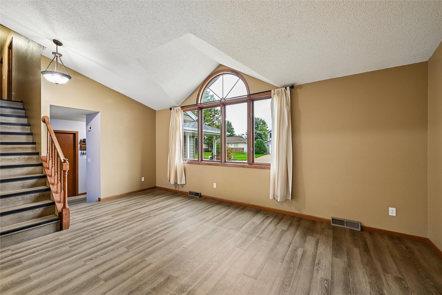 3485 Royal Avenue Marion IA 52302