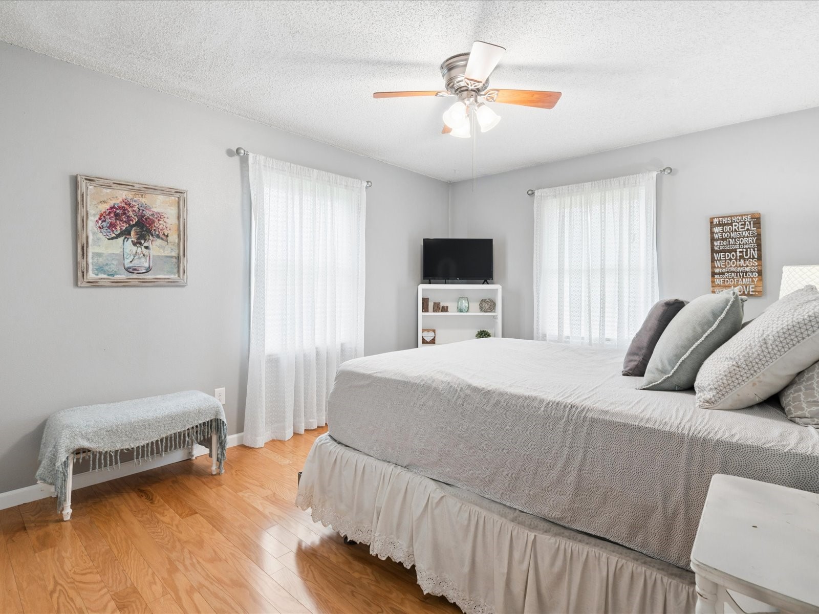 617 E Oak Street Mechanicsville IA 52306