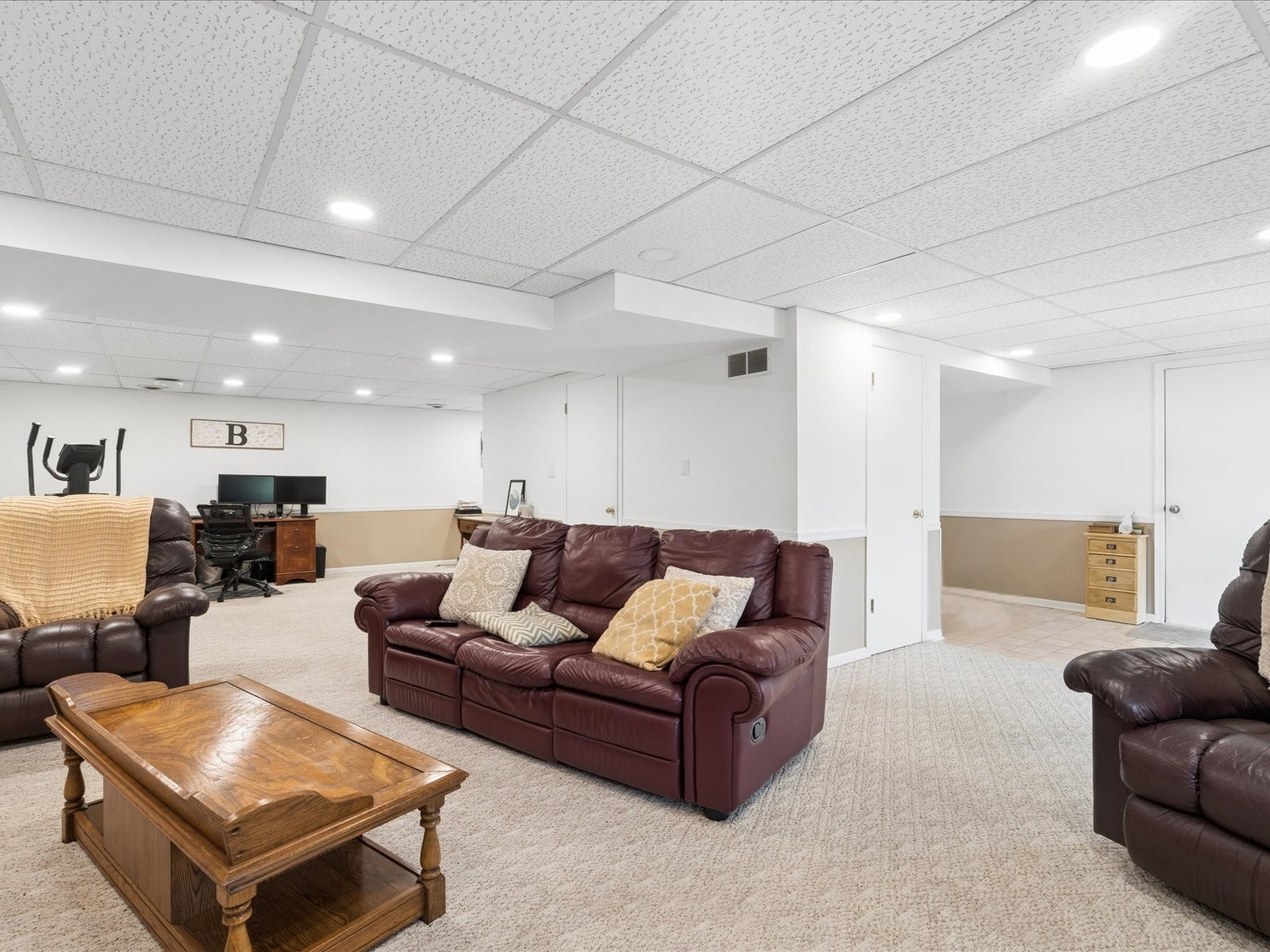 617 E Oak Street Mechanicsville IA 52306