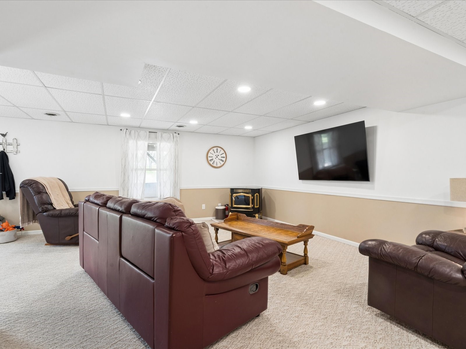 617 E Oak Street Mechanicsville IA 52306