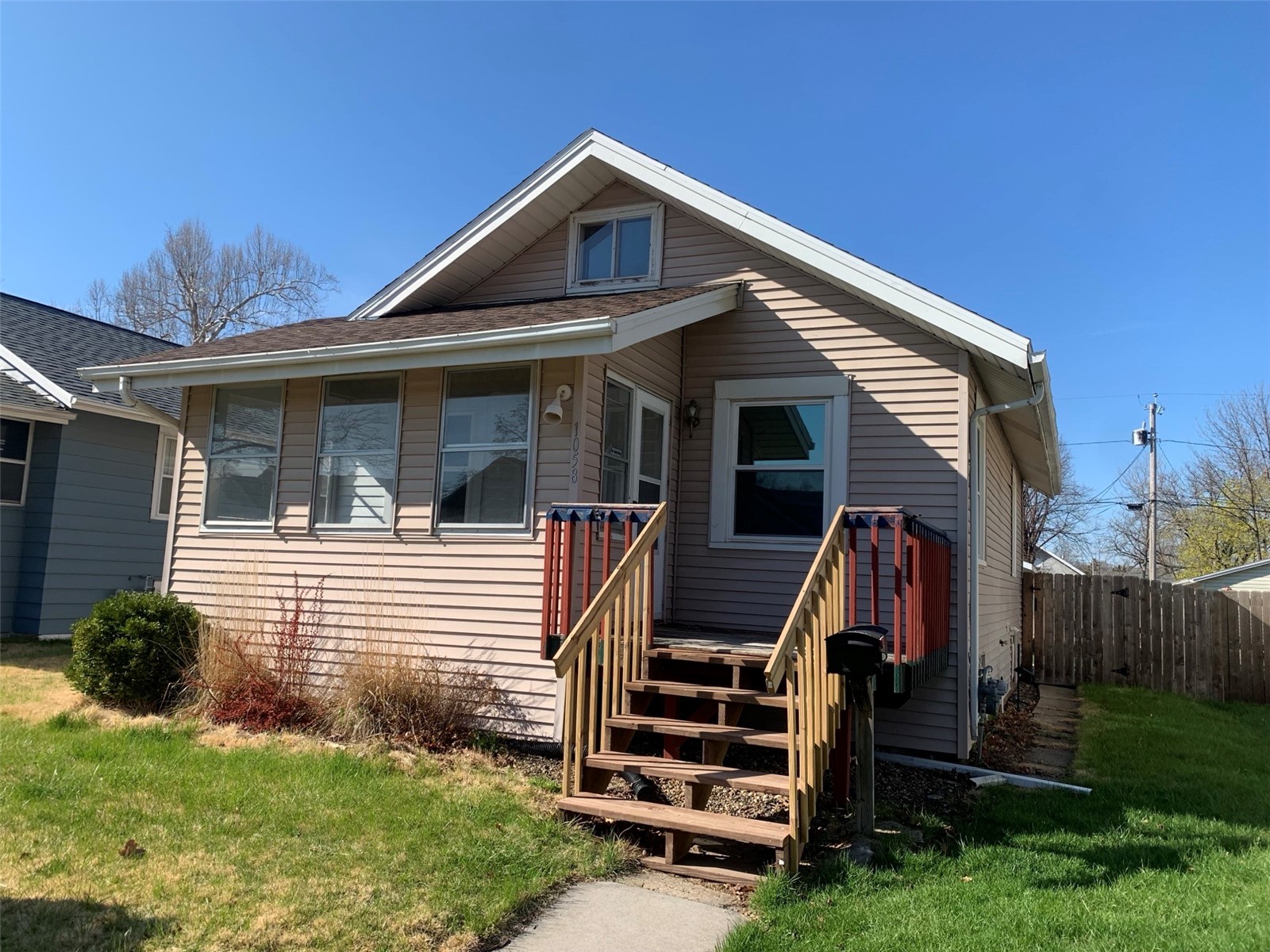 1058 G Avenue NW Cedar Rapids IA 52405