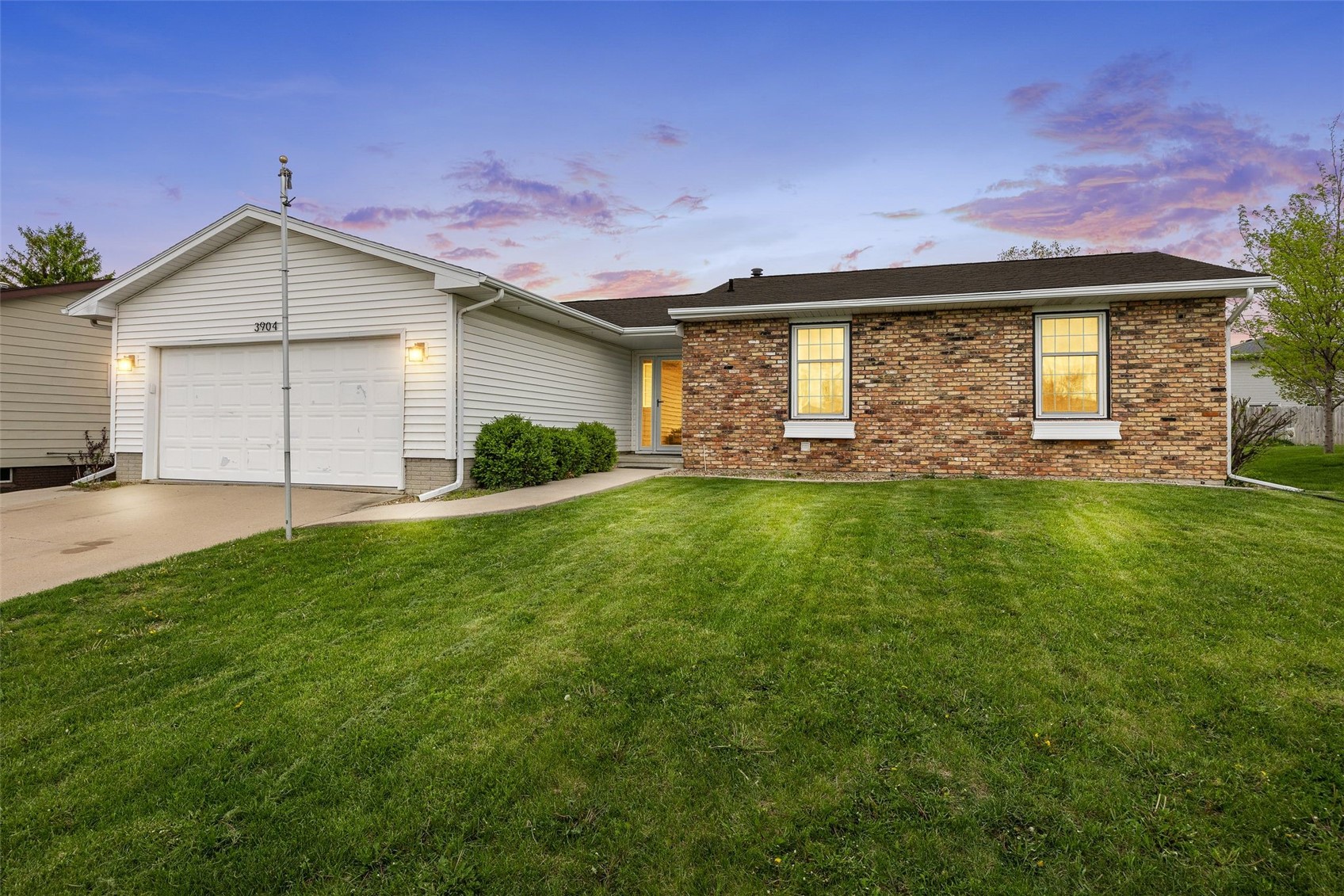 3904 Heather Court SW Cedar Rapids IA 52404