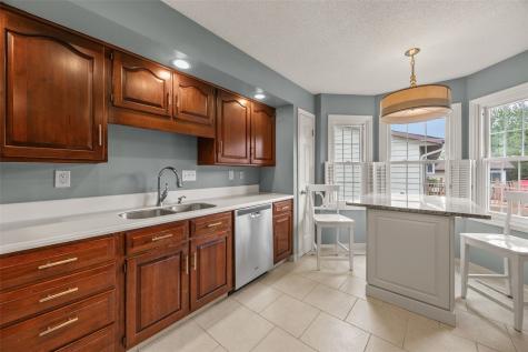 3904 Heather Court SW Cedar Rapids IA 52404