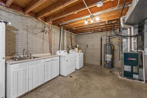 3904 Heather Court SW Cedar Rapids IA 52404