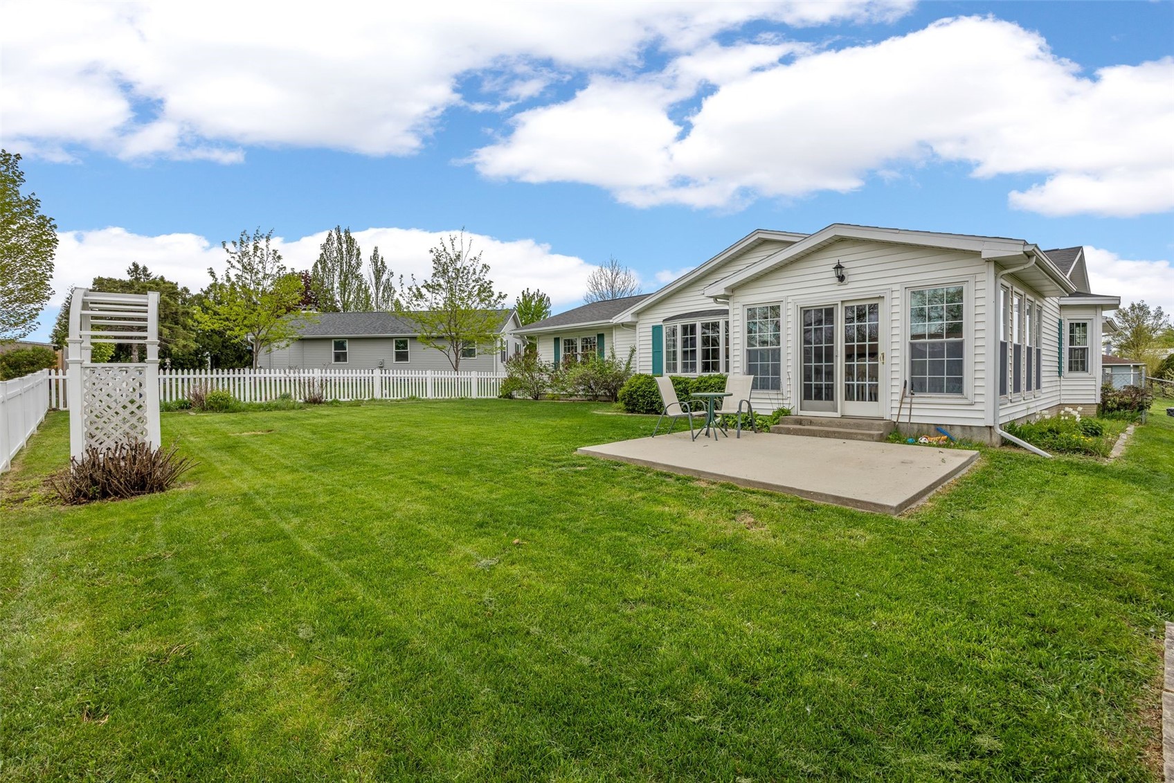 3904 Heather Court SW Cedar Rapids IA 52404