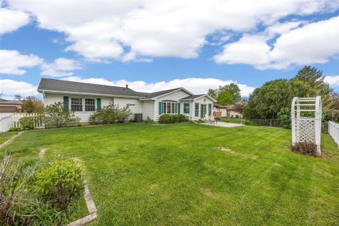 3904 Heather Court SW Cedar Rapids IA 52404