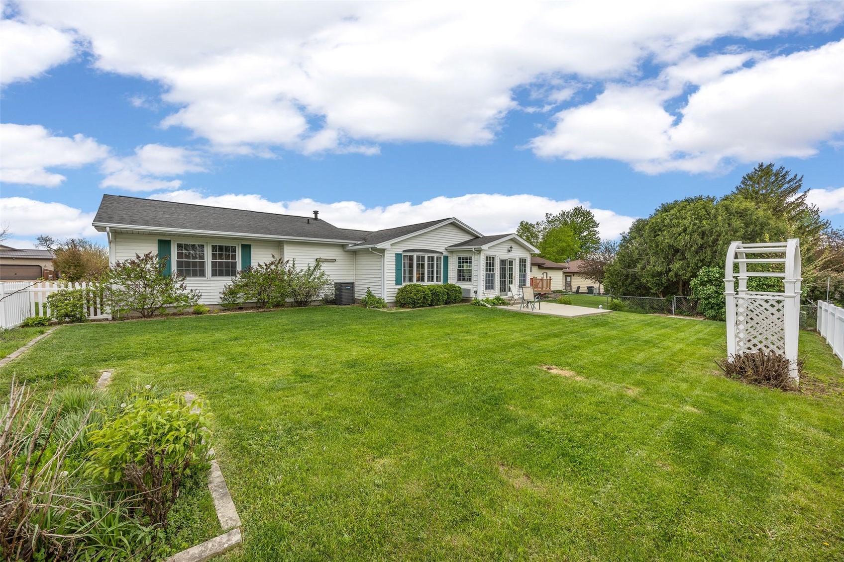 3904 Heather Court SW Cedar Rapids IA 52404