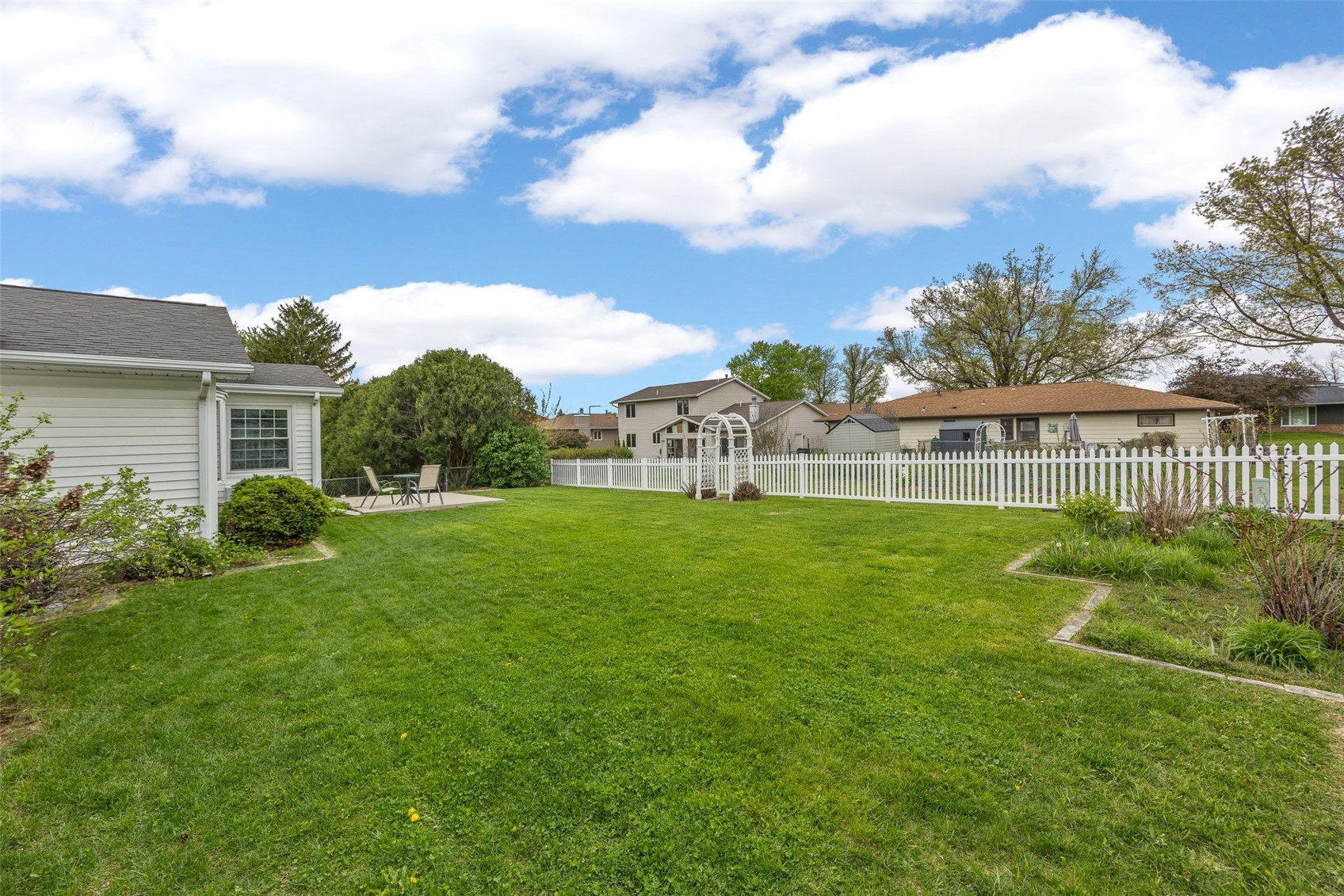 3904 Heather Court SW Cedar Rapids IA 52404