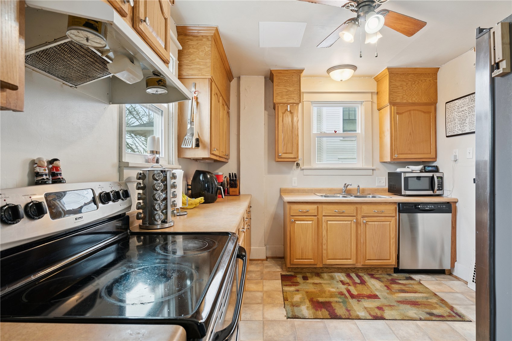 511 S Lucas Street Iowa City IA 52240