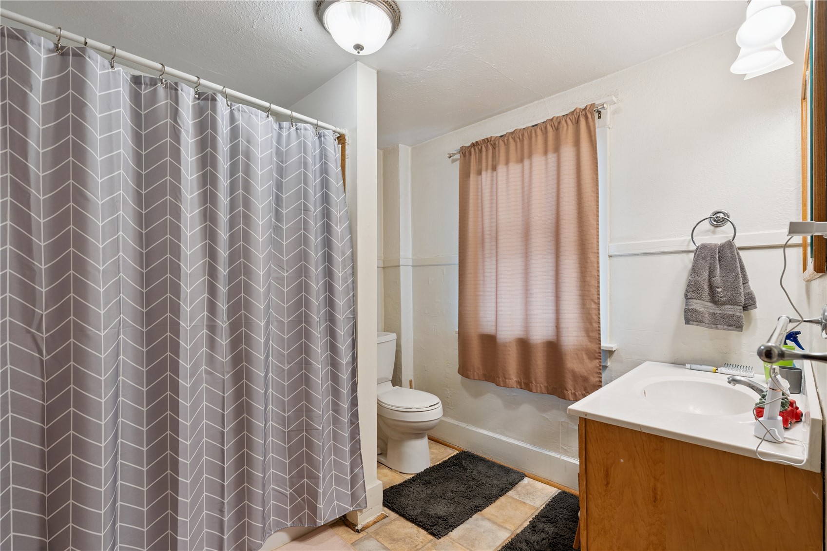 511 S Lucas Street Iowa City IA 52240
