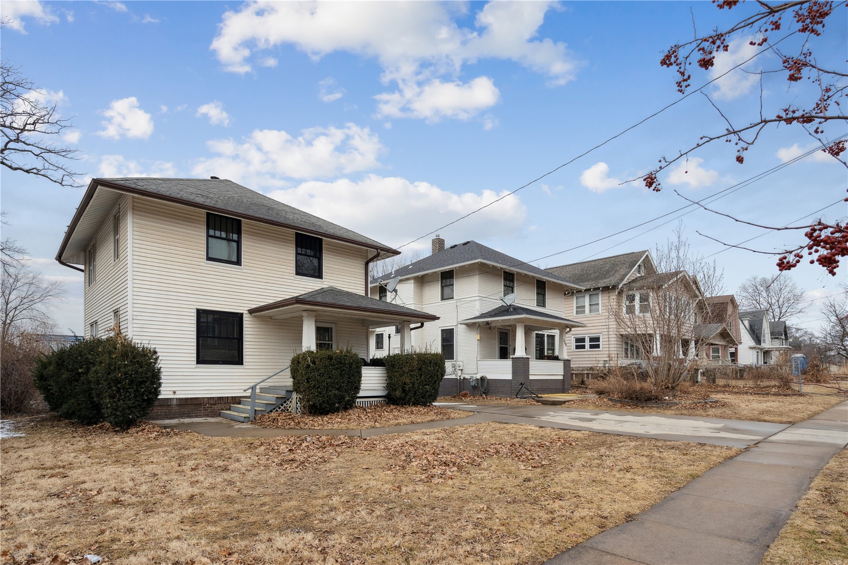 511 S Lucas Street Iowa City IA 52240