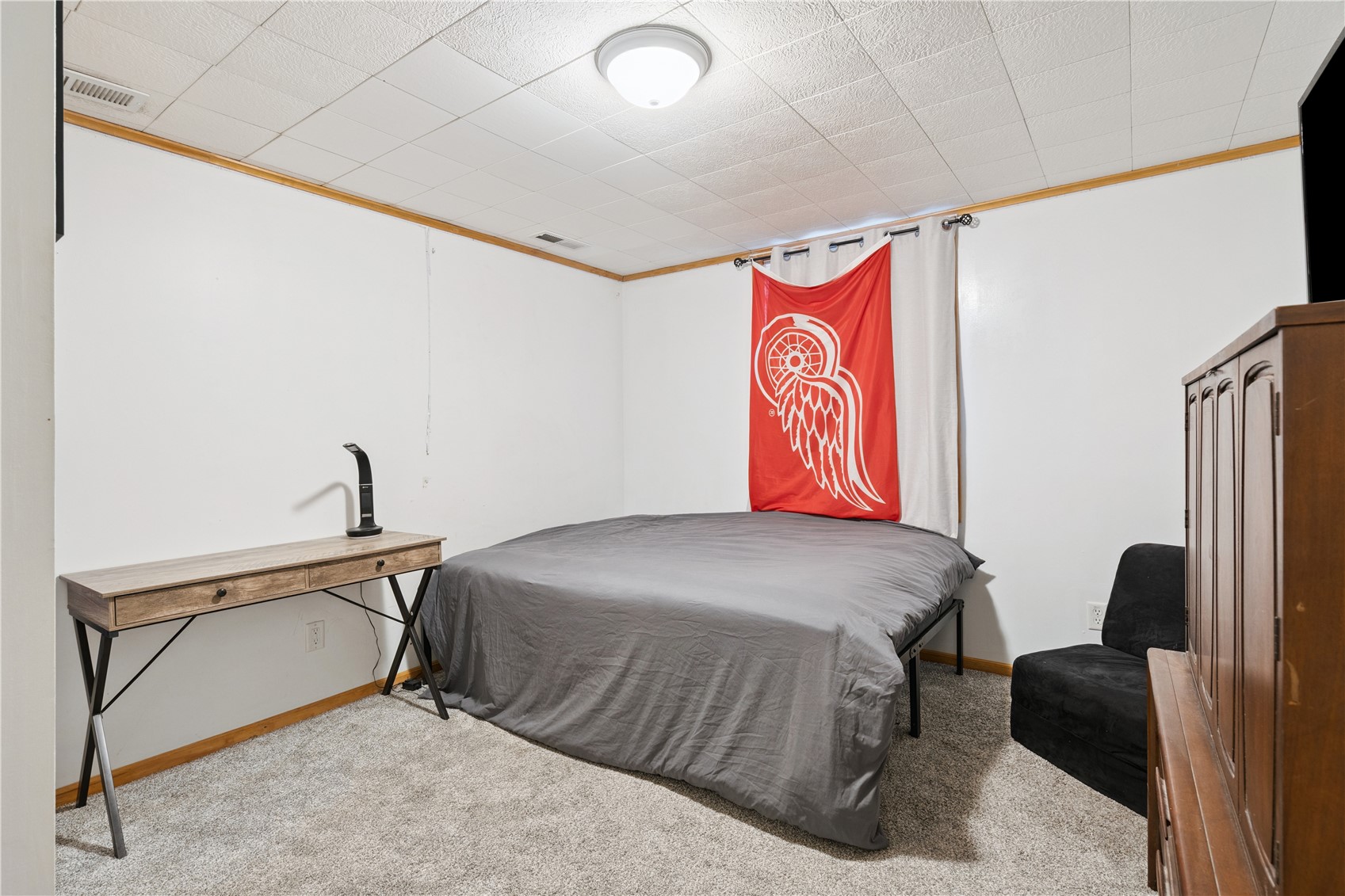 511 S Lucas Street Iowa City IA 52240