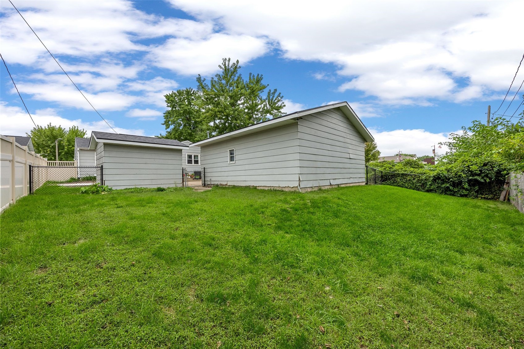 109 Marion Court Hiawatha IA 52233