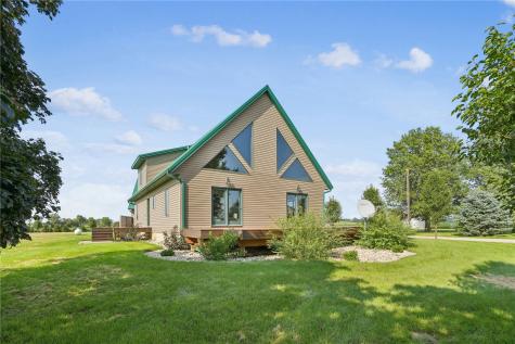 2153 Central City Road Central City IA 52214