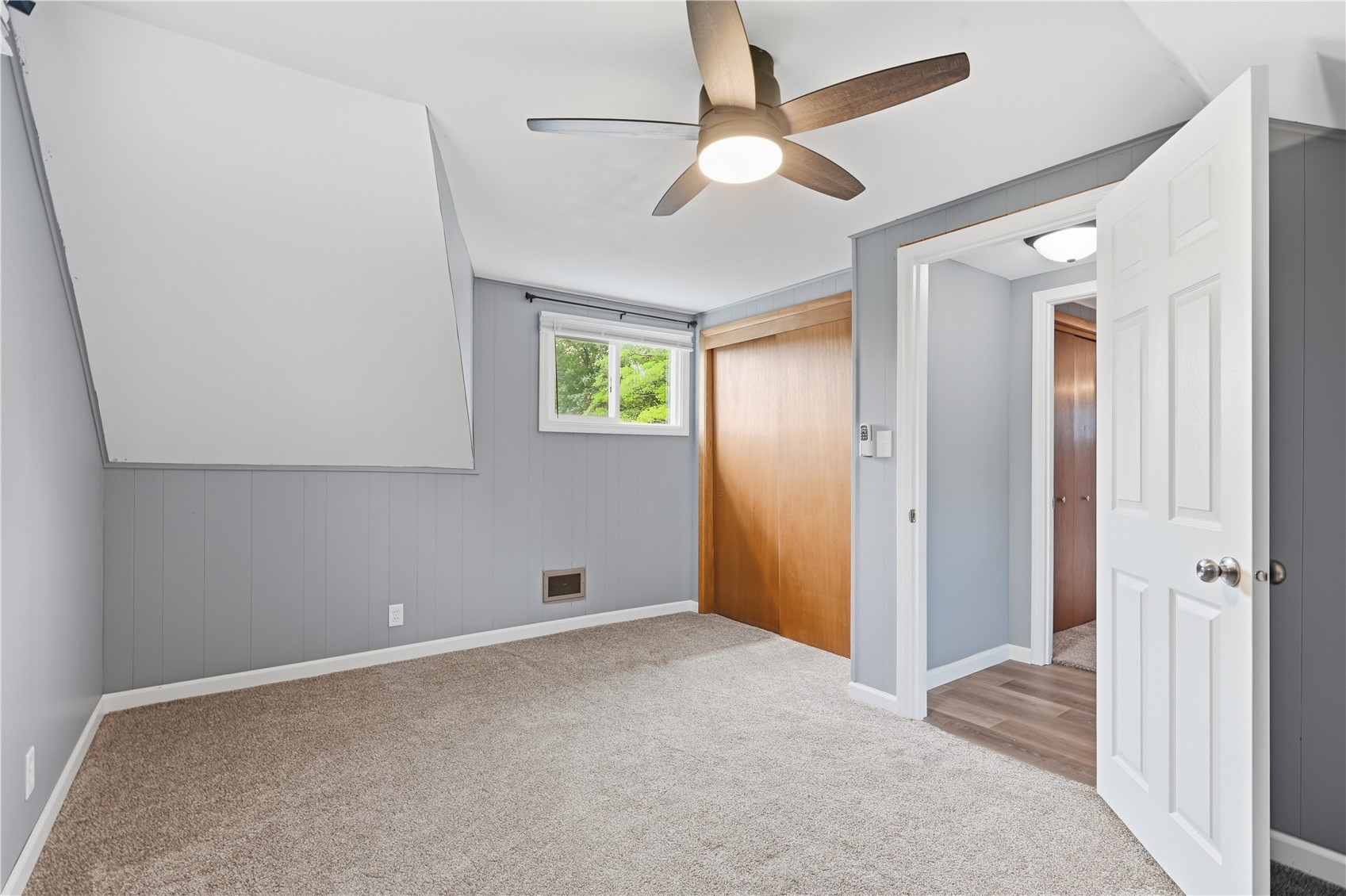 2110 Chandler Street SW Cedar Rapids IA 52404