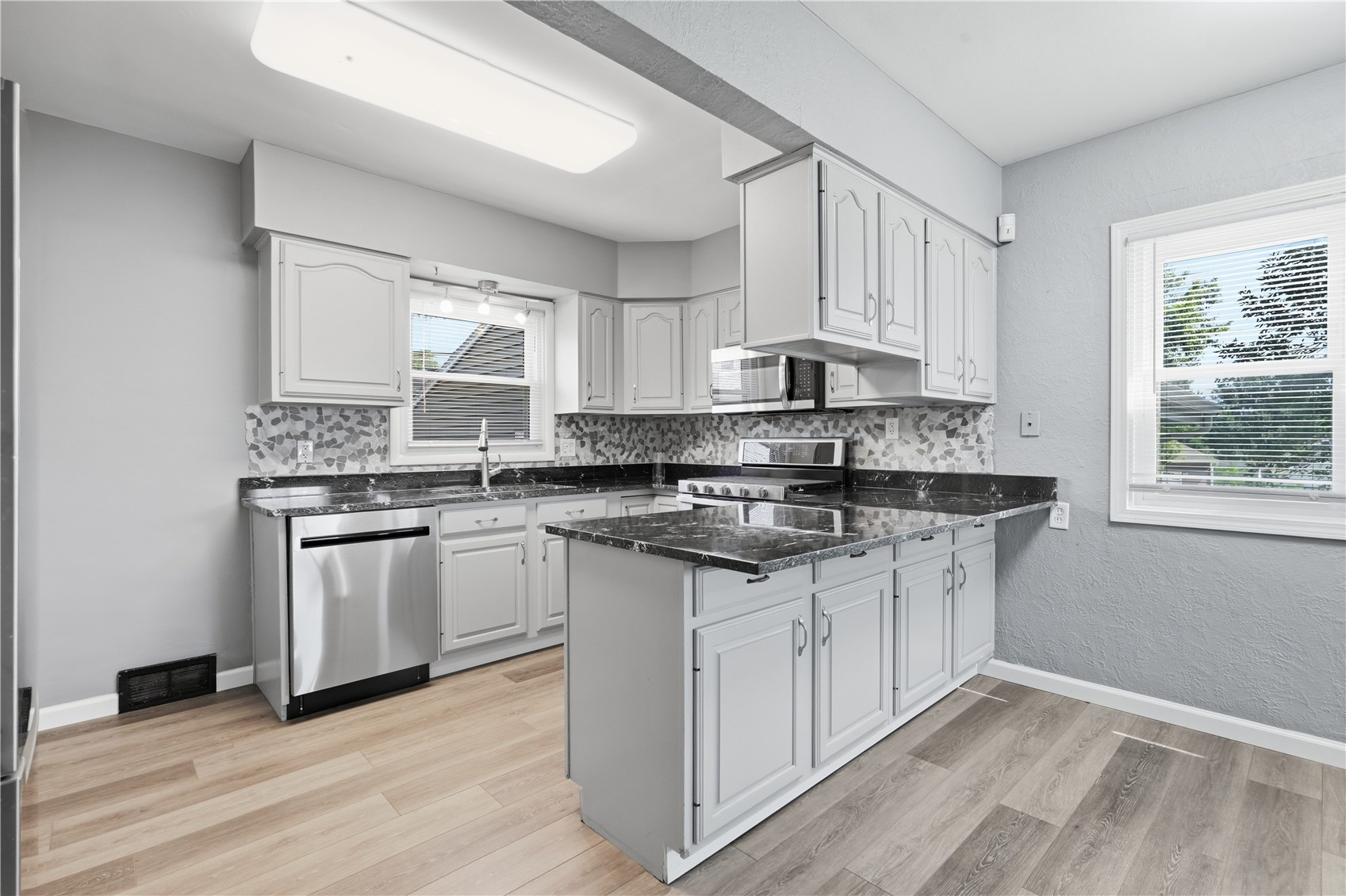 2110 Chandler Street SW Cedar Rapids IA 52404