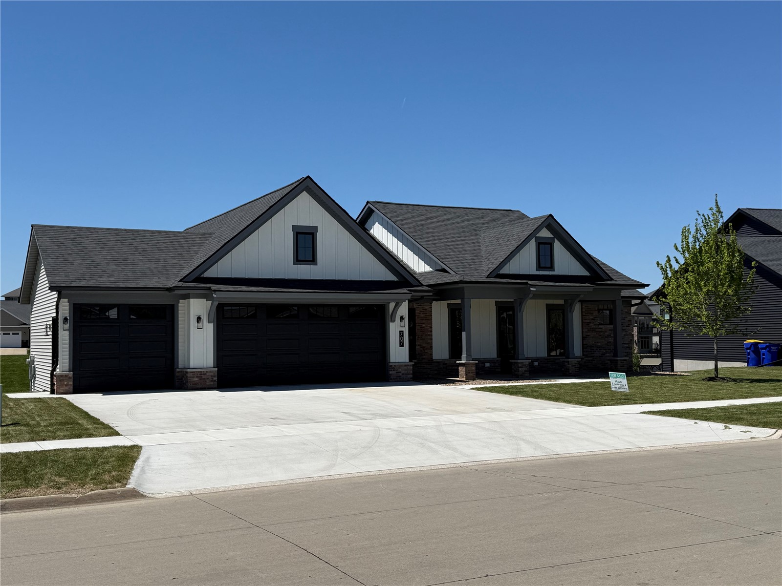 707 Cedar Bend Solon IA 52333