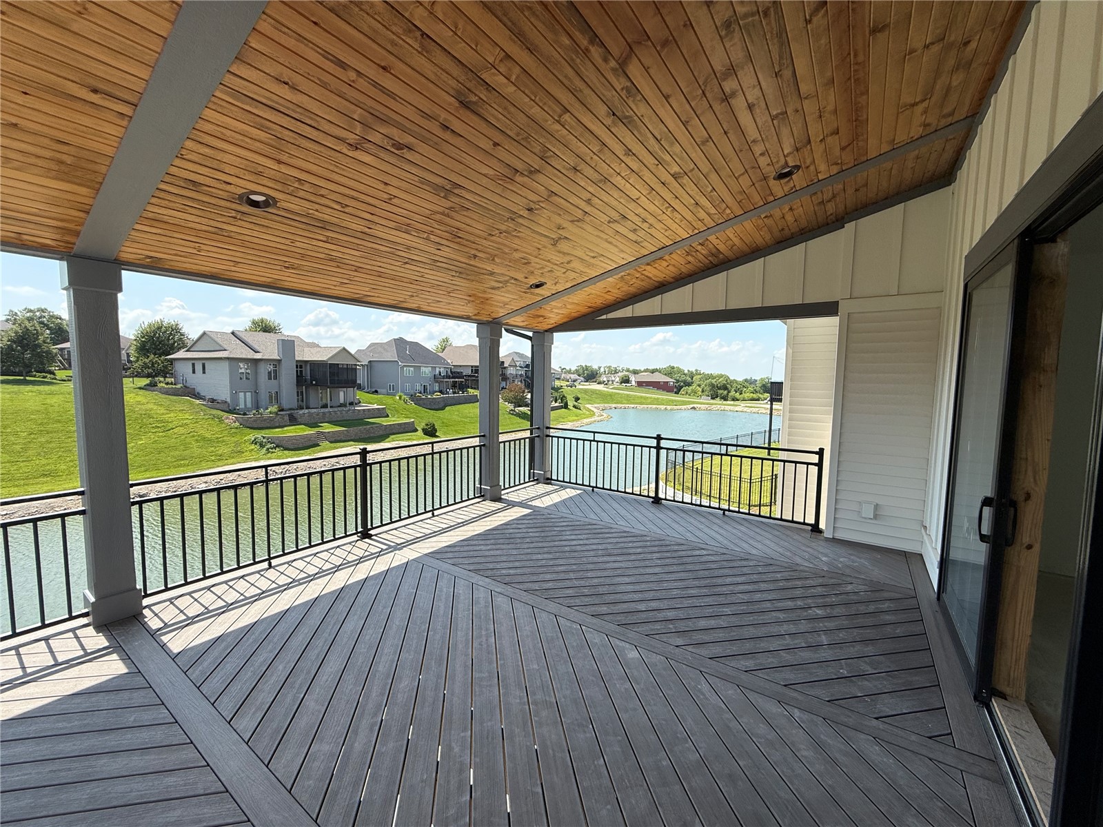 707 Cedar Bend Solon IA 52333