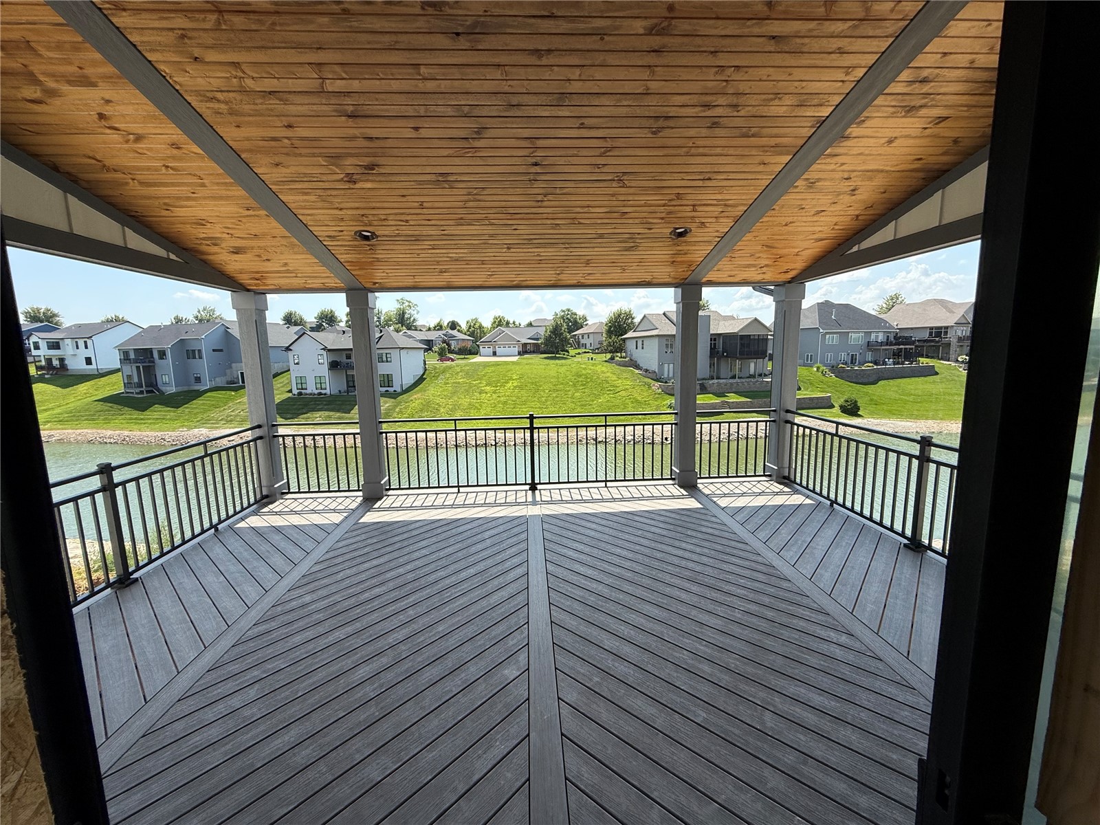 707 Cedar Bend Solon IA 52333