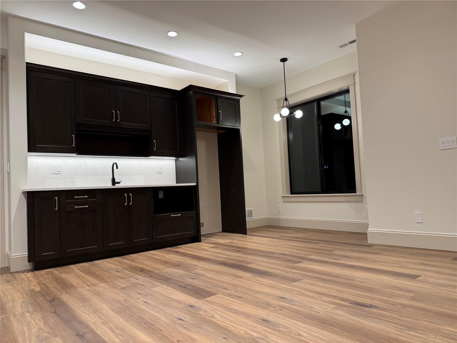707 Cedar Bend Solon IA 52333