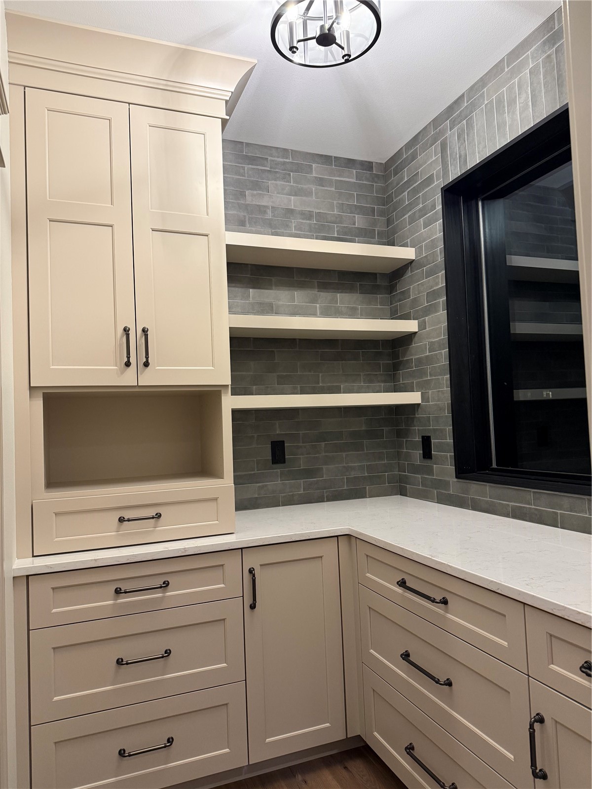 707 Cedar Bend Solon IA 52333