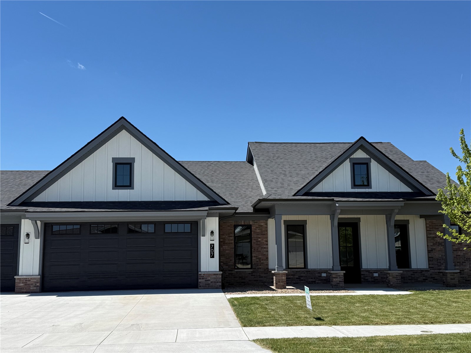707 Cedar Bend Solon IA 52333