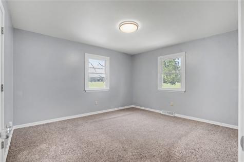 124 14th Avenue SE Independence IA 50644