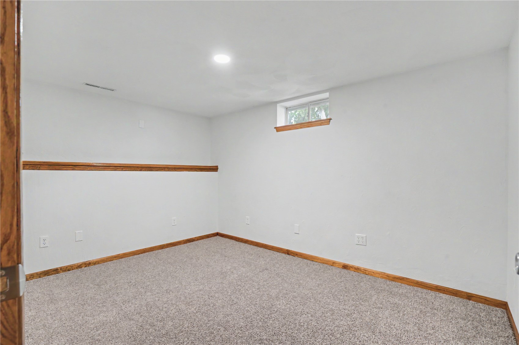 124 14th Avenue SE Independence IA 50644
