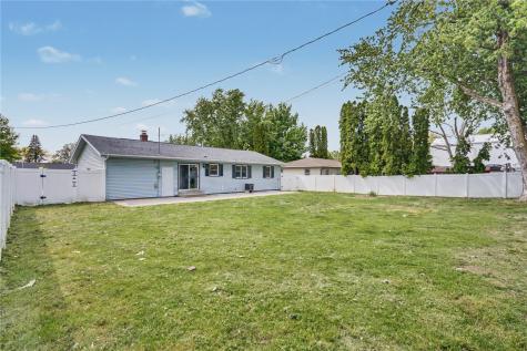 124 14th Avenue SE Independence IA 50644