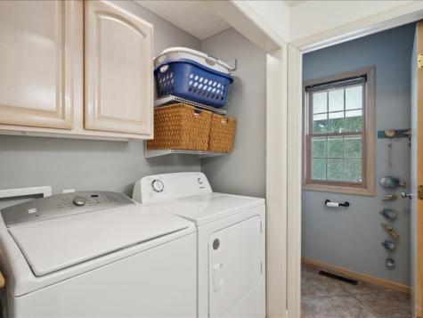 9140 Deer Valley Drive Cedar Rapids IA 52411