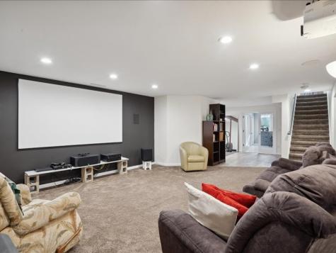 9140 Deer Valley Drive Cedar Rapids IA 52411