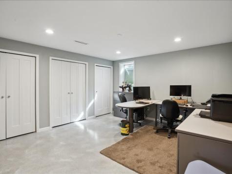 9140 Deer Valley Drive Cedar Rapids IA 52411
