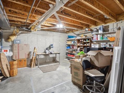 9140 Deer Valley Drive Cedar Rapids IA 52411