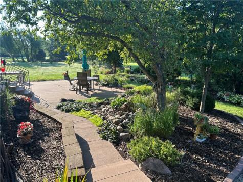 9140 Deer Valley Drive Cedar Rapids IA 52411