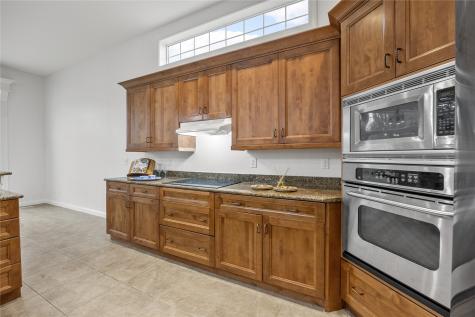 201 Teakwood Lane Cedar Rapids IA 52402