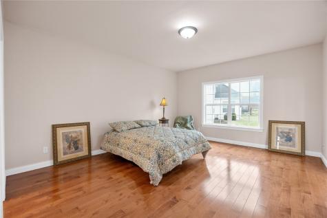 201 Teakwood Lane Cedar Rapids IA 52402