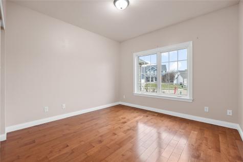 201 Teakwood Lane Cedar Rapids IA 52402