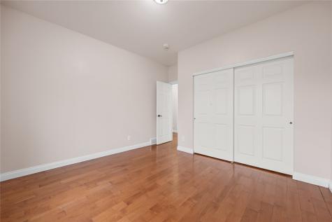 201 Teakwood Lane Cedar Rapids IA 52402